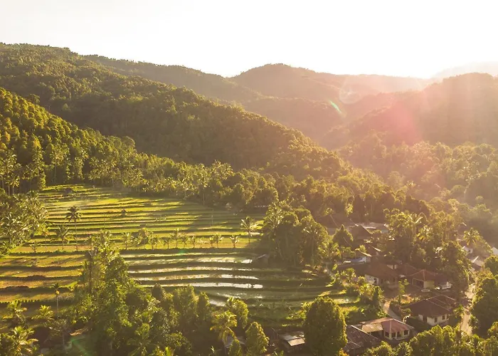 Nadira Bali Munduk